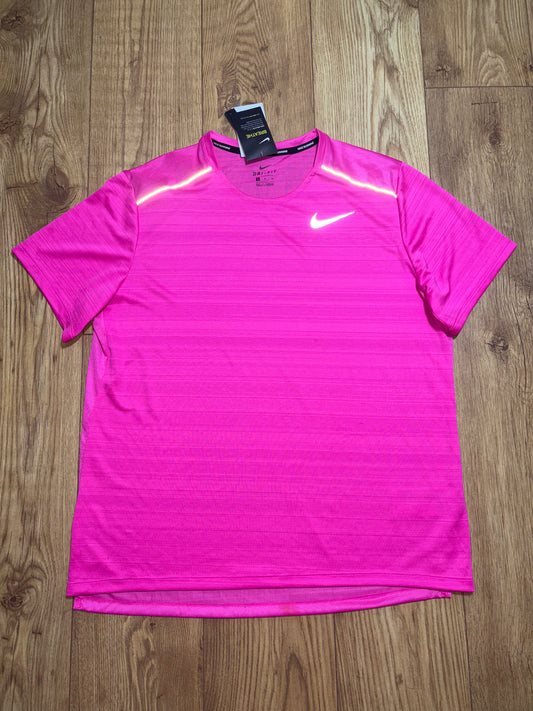 Nike miler. Size XL