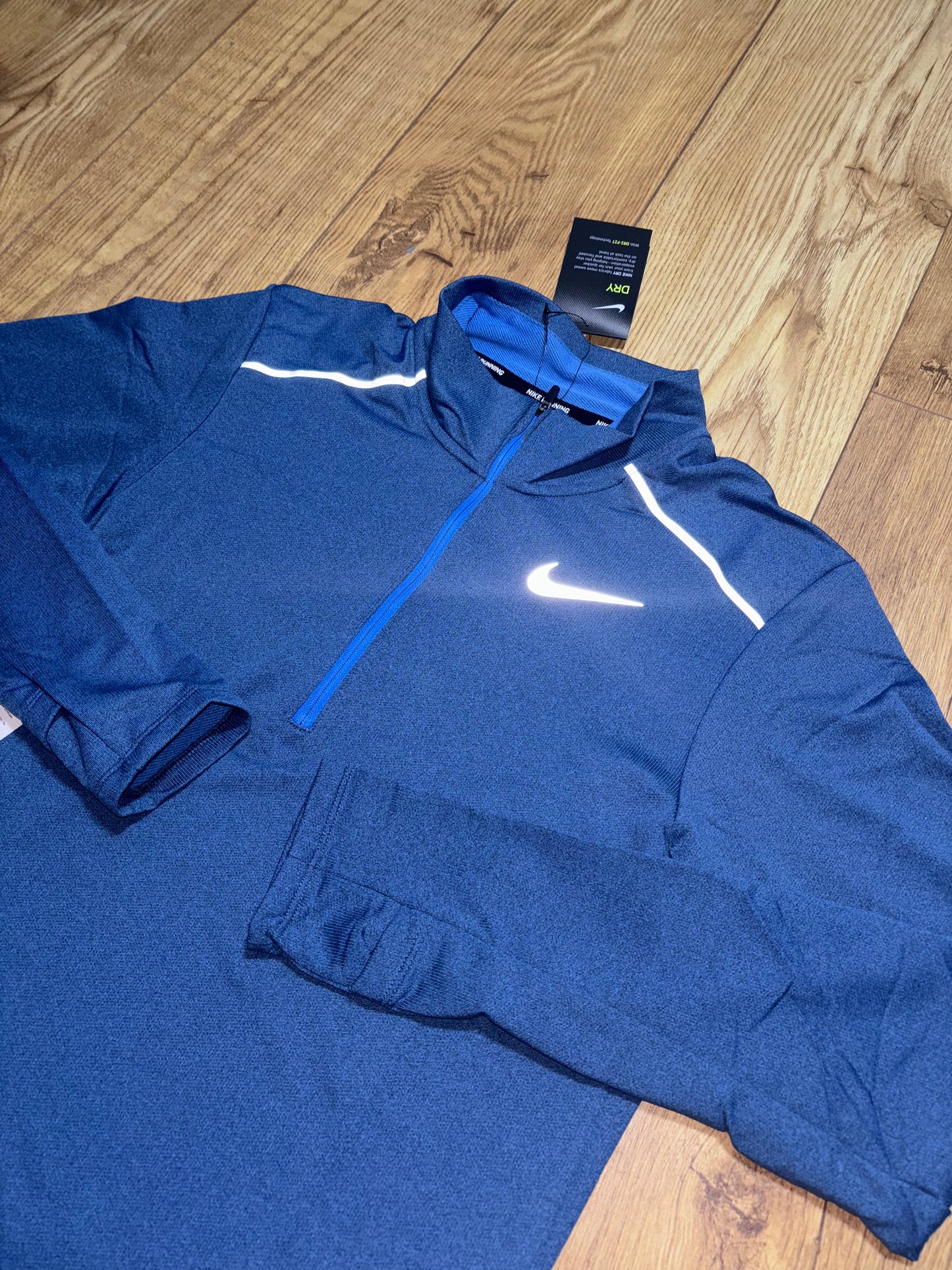 Nike element 1/4 zip. Size S/L/XL