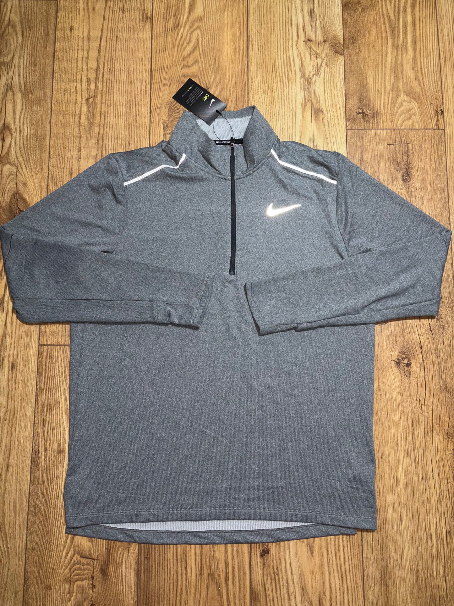 Nike element 1/4 zip. Size Large