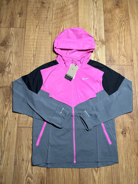 Nike windrunner. Size S/L
